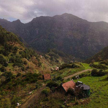 Guesthouse-Theview (Adults Only) Ribeira Brava Exterior foto