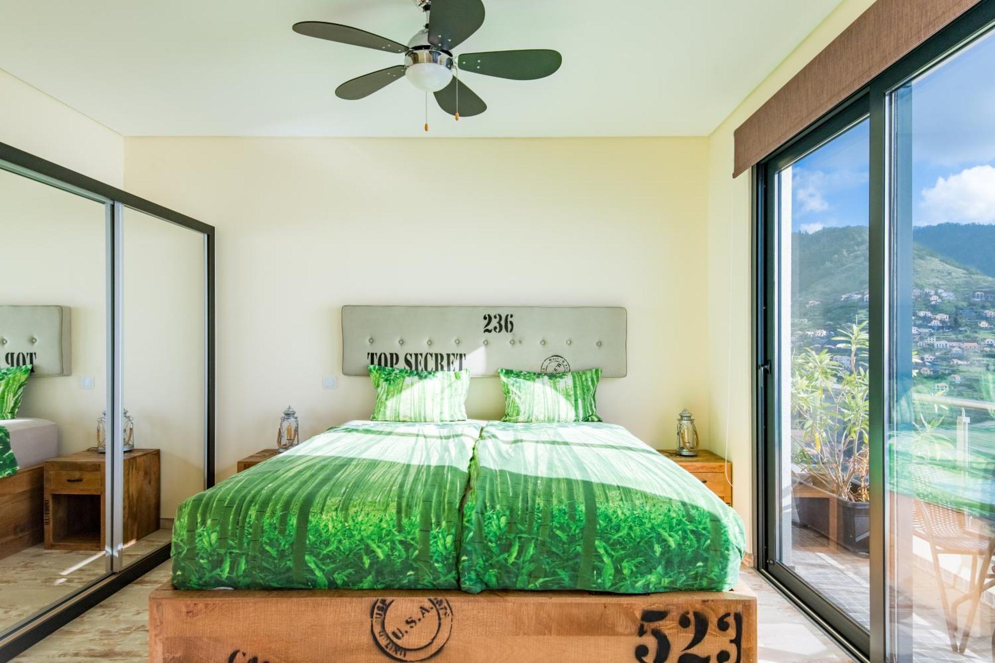 Guesthouse-Theview (Adults Only) Ribeira Brava Exterior foto
