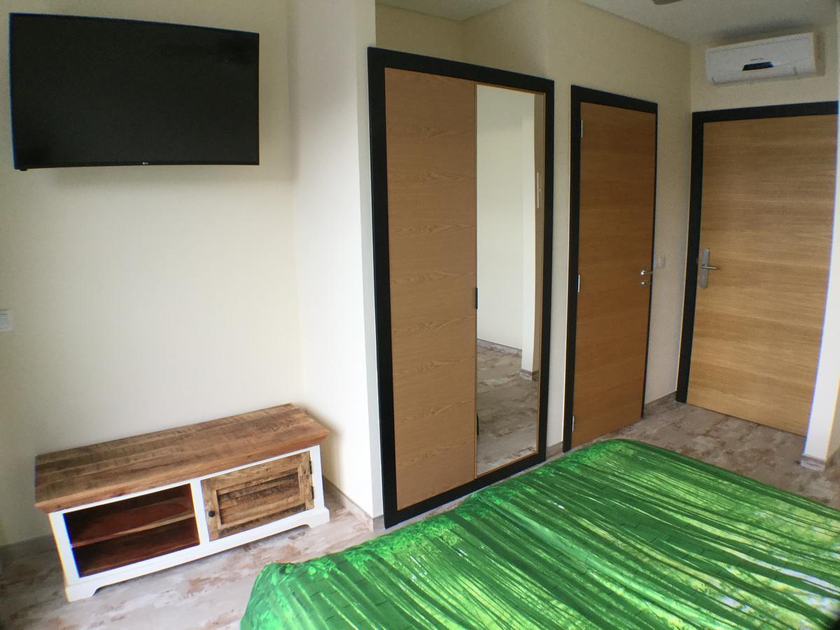 Guesthouse-Theview (Adults Only) Ribeira Brava Exterior foto
