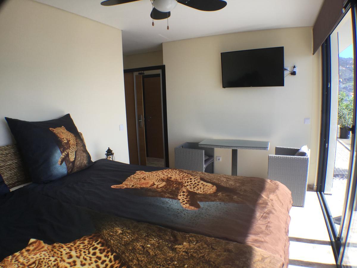 Guesthouse-Theview (Adults Only) Ribeira Brava Exterior foto