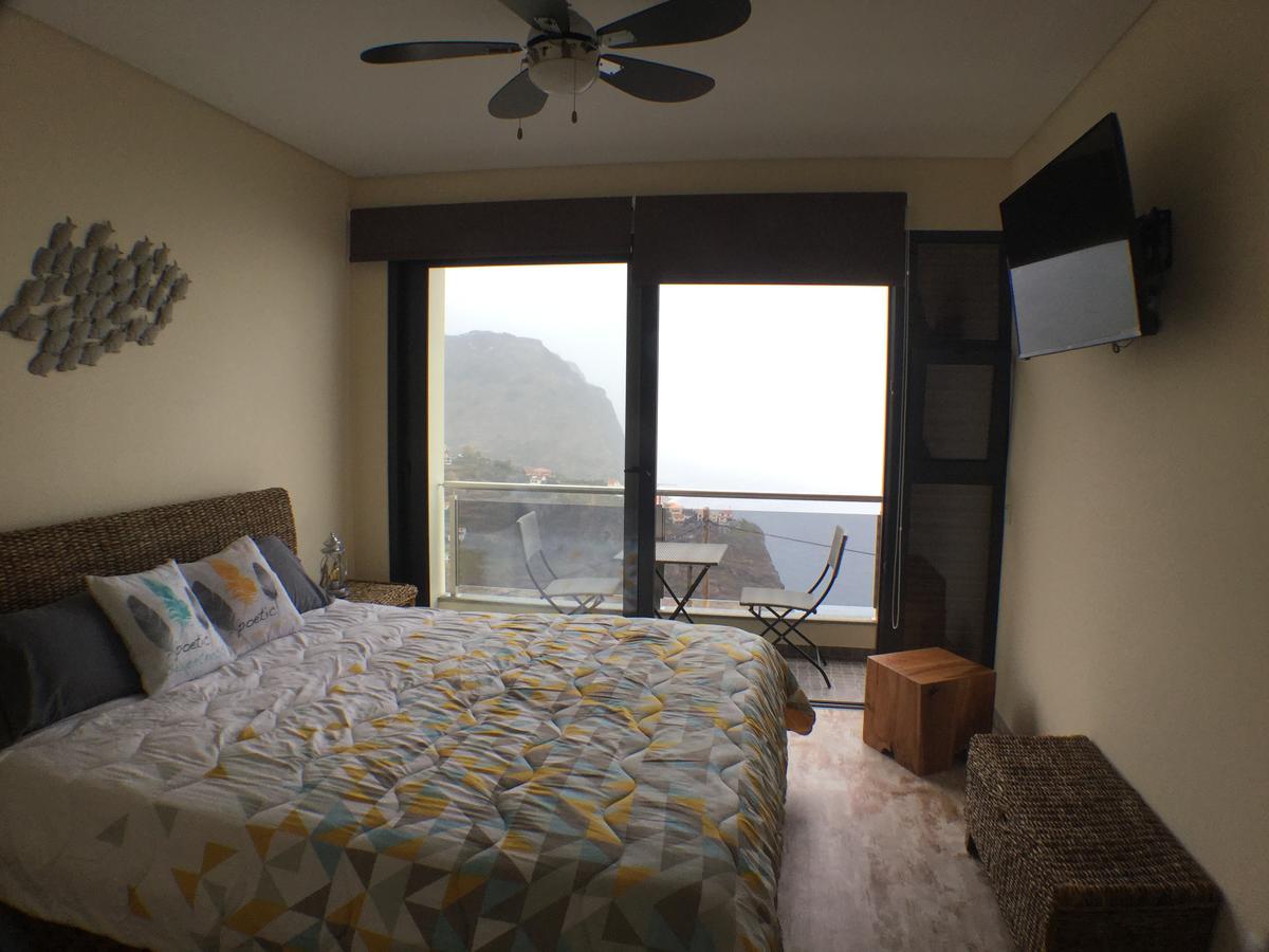 Guesthouse-Theview (Adults Only) Ribeira Brava Exterior foto