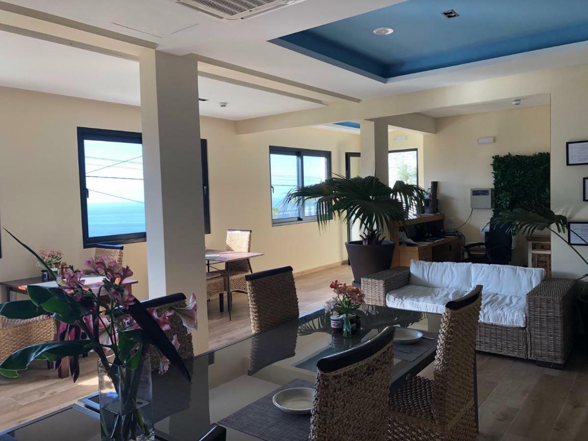 Guesthouse-Theview (Adults Only) Ribeira Brava Exterior foto